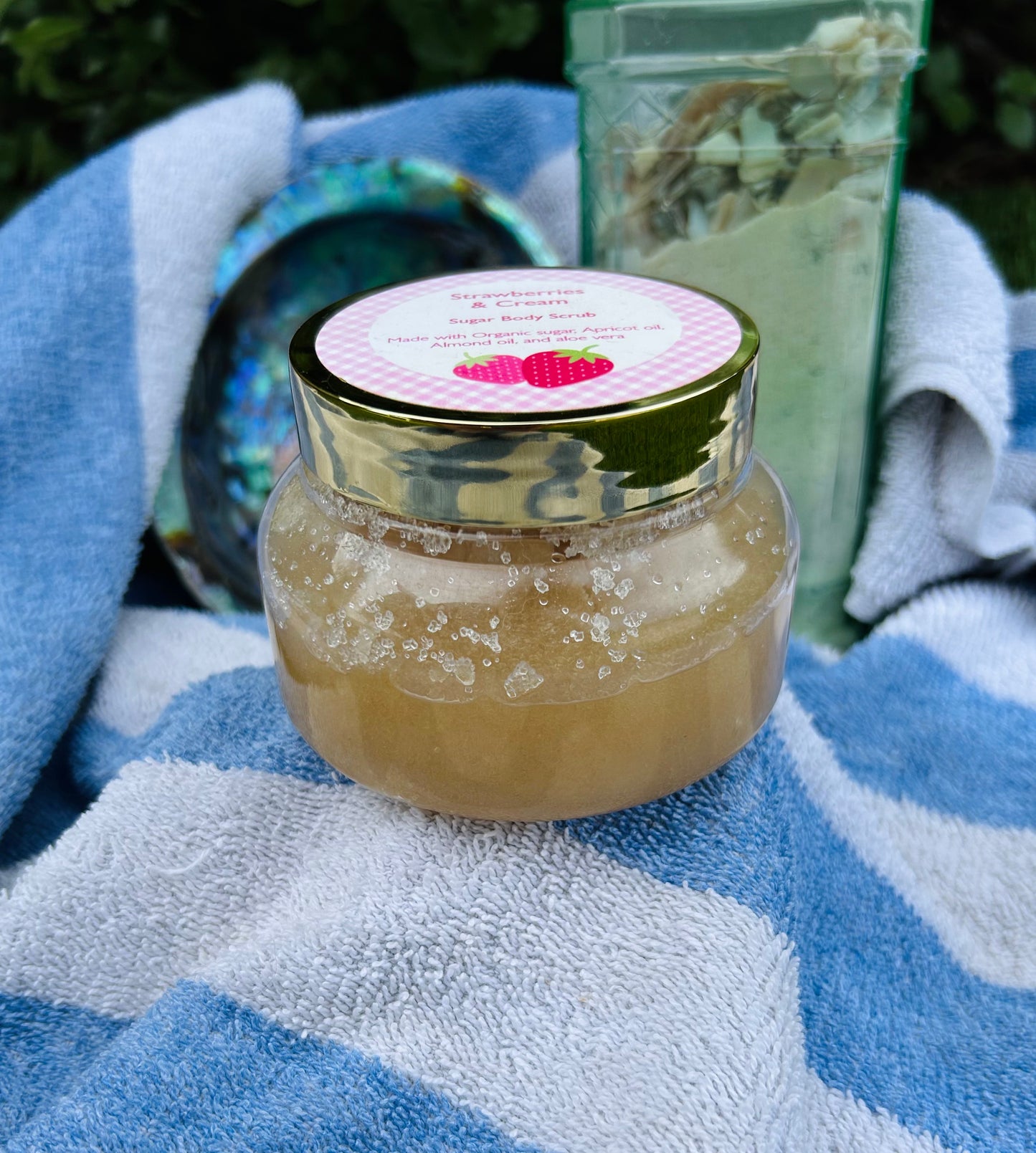 Strawberries n Cream | Body scrub
