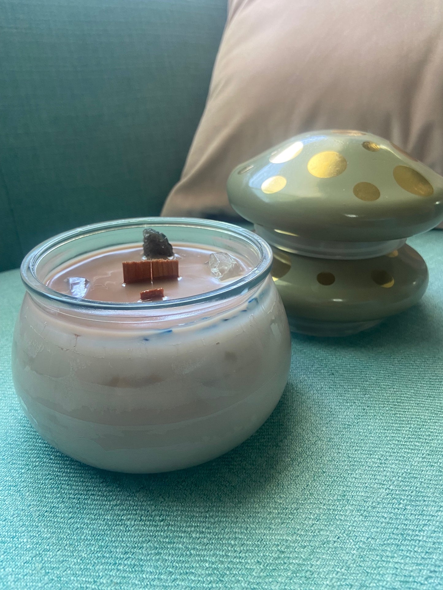Blackberry Teak | Mushroom vessel